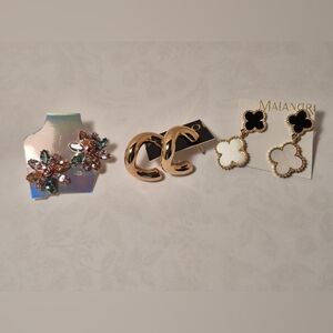 Chic Gold-Tone Hoop Earrings